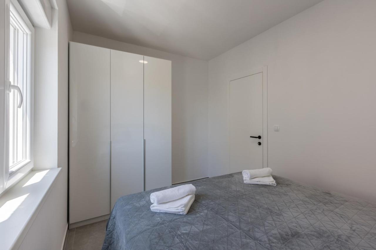 Carpe Diem Luxury Apartments โรกอซนิซา ภายนอก รูปภาพ